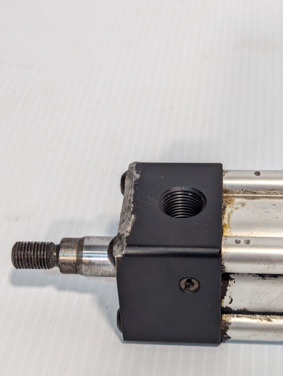 Parker 01.50 CF2MAU14A 50.000 Pneumatic Air Cylinder, 250psi Envelope Pressure