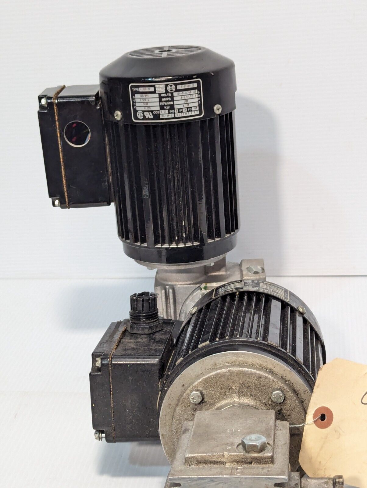 Bodine 42Y6BFPP motor with Bosch 3842503066 gear box for parts or repair