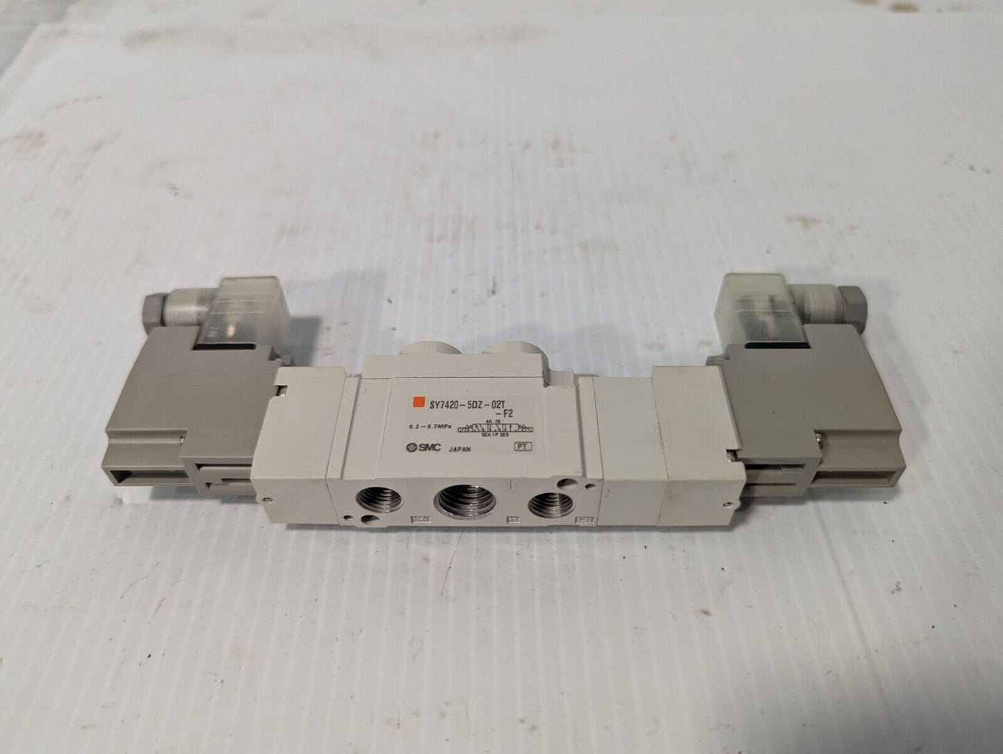 SMC SY7420-5DZ-02T-F2 single unit valve, TSY7JJ53, 0.2-0.7MPa - Free Shipping