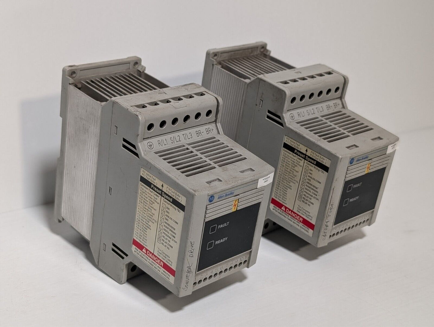 Allen Bradley 160-BA06NPS1P1 VFD 3 HP 2.2 kW Ser C FRN 7.05 160BA06NPS1P1
