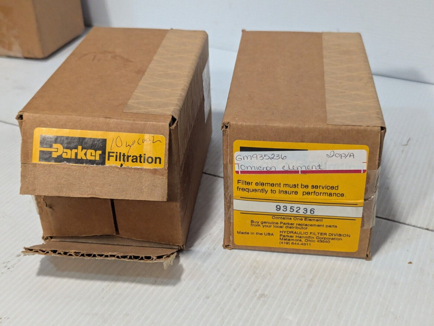 Parker 935236 hydraulic filter element, in original box - Free Shipping
