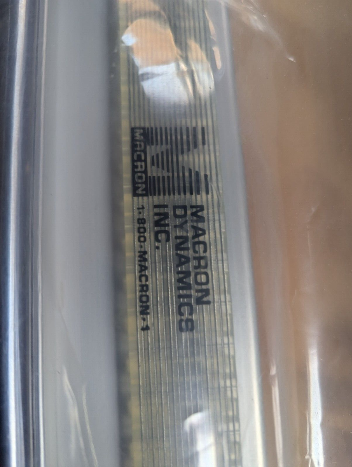 Macron 11237E01 Linear Rail Actuator / 3915-12-000-4790 Vertical Feeder Lift