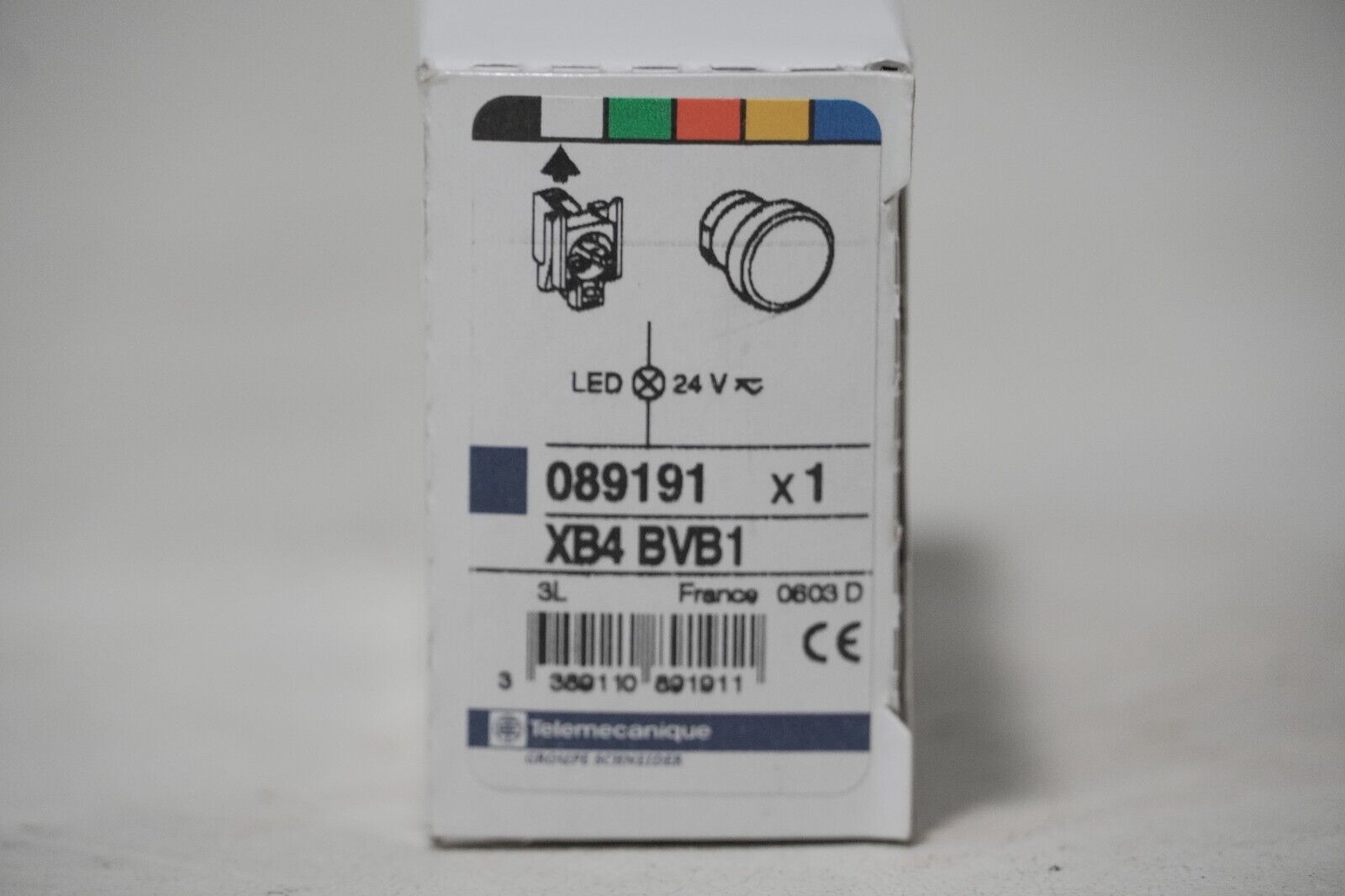 Telemecanique 089191, XB4 BVB1, white pushbutton