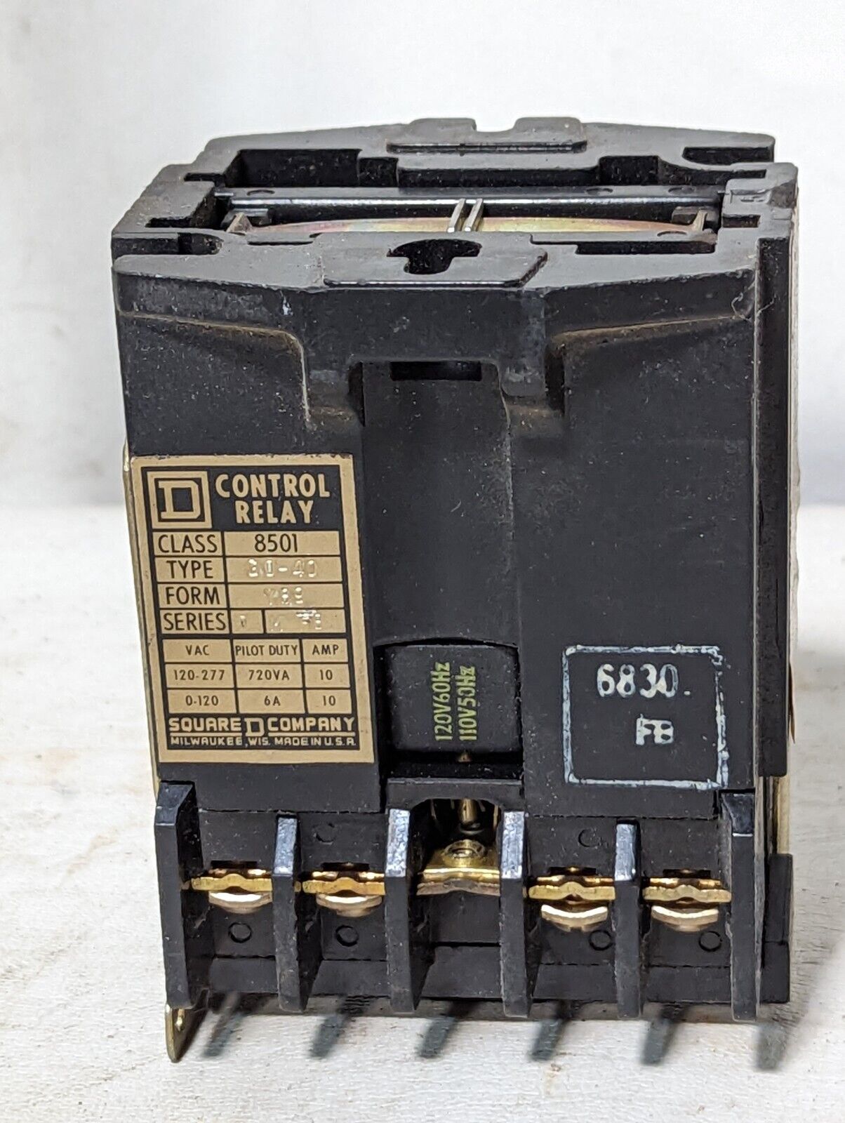 Square D 8501GO40 control relay, 110/120VAC coil, 8501G040