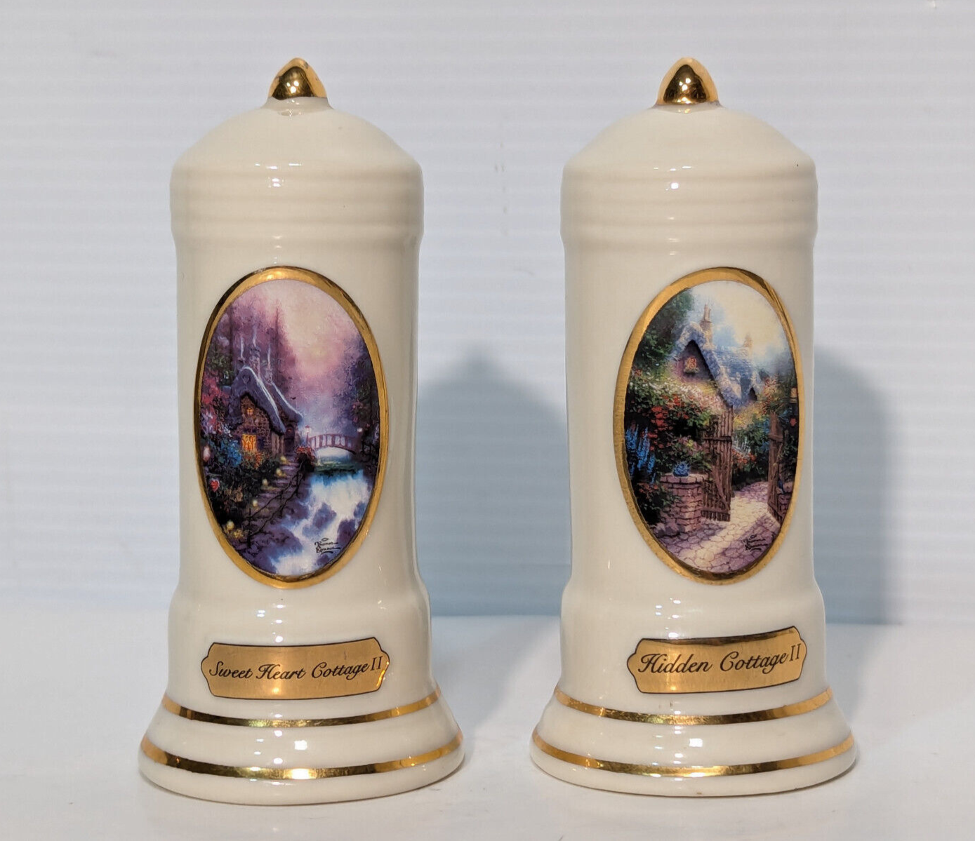 Thomas Kinkade Porcelain Salt and Pepper Shakers Sweet Heart, Hidden Cottage II