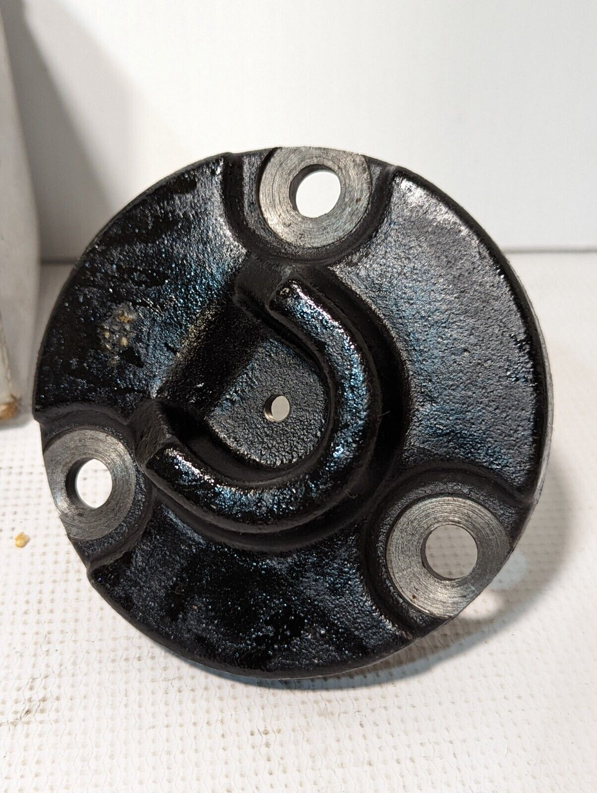 Yale 504224285 Steer Bearing Cap - Free Shipping