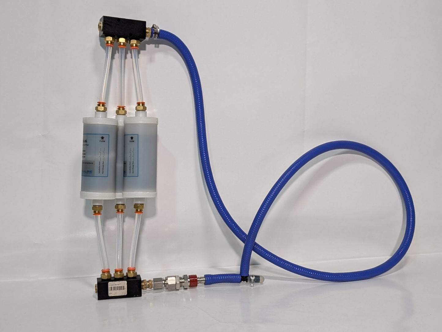 Water Purifier Assembly: 3 Dynalene IC-093-06 w/ Polyconn PCM20-250-03B Manifold