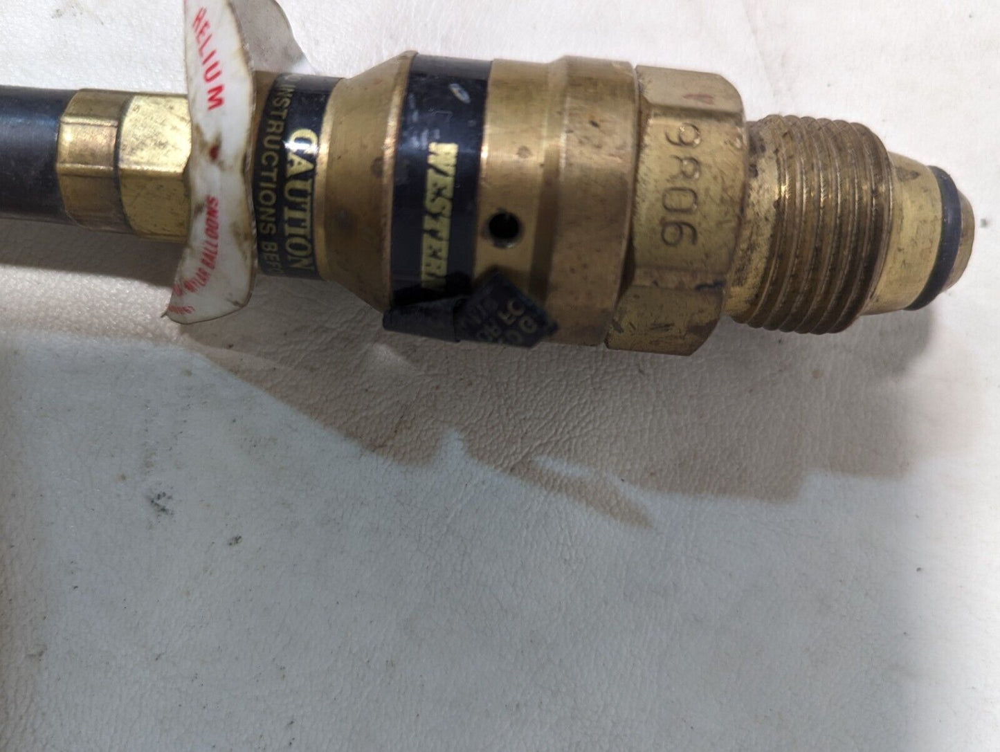 Western Enterprises R125 Balloon Inflator
