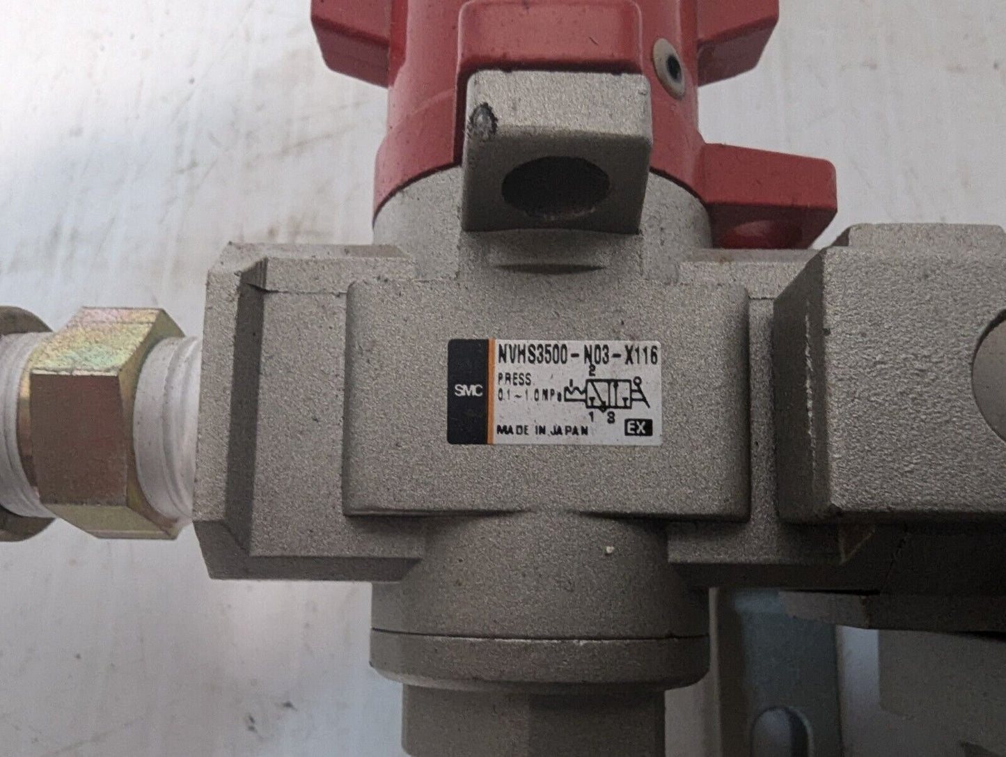 SMC Pneumatic- Regulator Assembly with NAR3000-N03 Regulator - Free Shipping