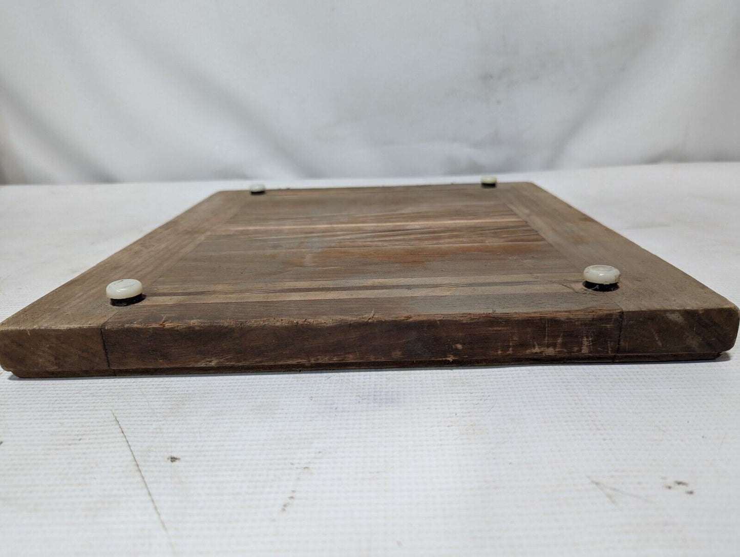 Beautiful vintage cutting board, 15.5 x 14 x 1.5 inches