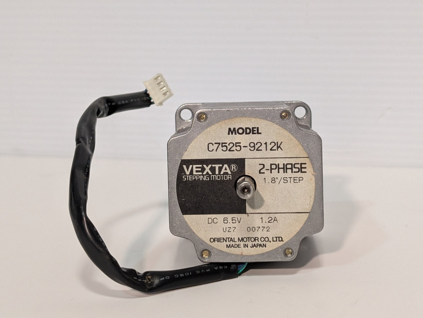 Vexta C7525-9212K 2-Phase Stepping Motor 1.8° Step, 6.5VDC, 1.2A, Made in Japan