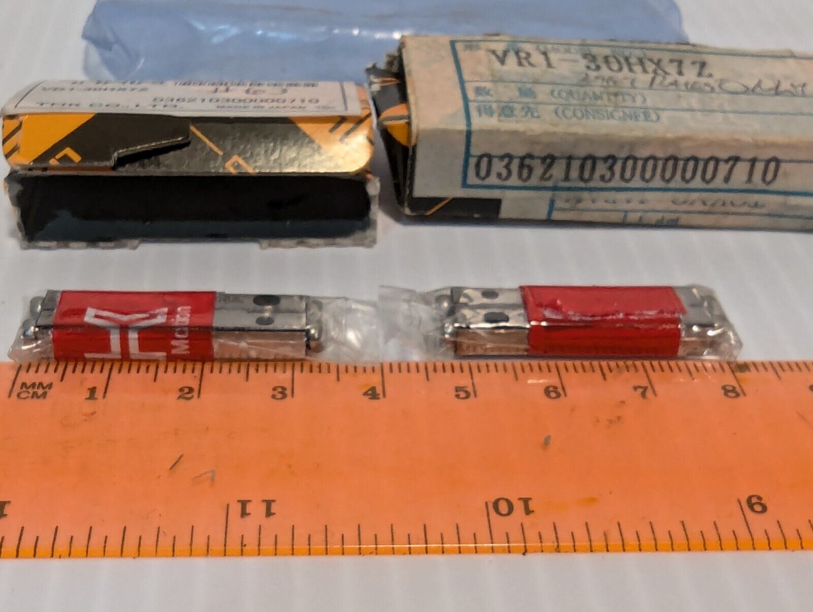 THK VR1-30HX7Z cross roller guide, Made in Japan. - Free Shipping