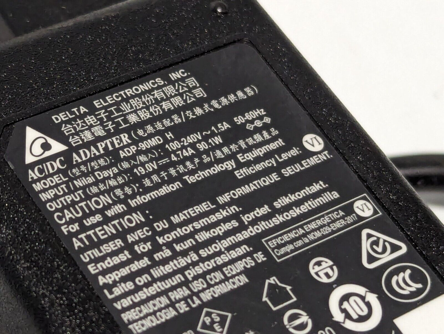 Delta Electronics AC/DC Adapter ADP-90MD H - Free Shipping