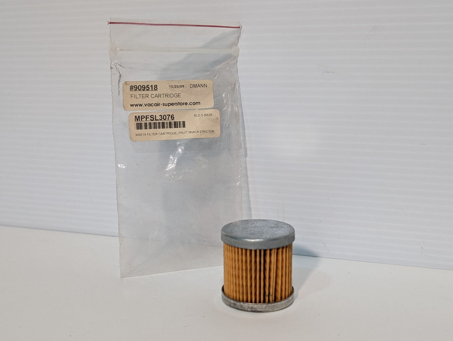 Vac-Air 909518 Air Filter Cartridge MPFSL3076 Industrial Manufacturing Assembly