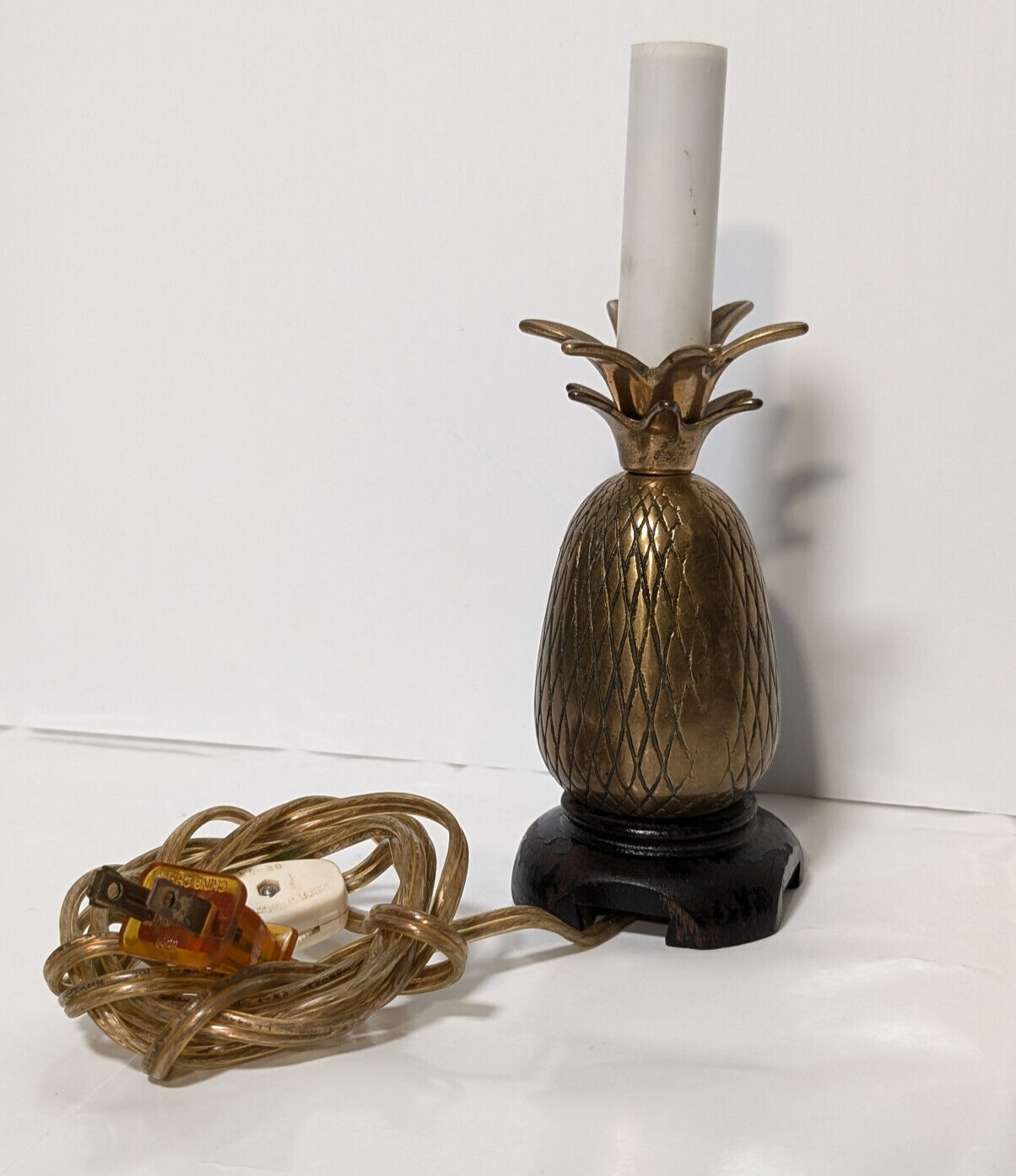 Vintage Brass Pineapple Lamp, Bar, Tiki, Desk, Accent, Dresser, MCM,80s,Tropical