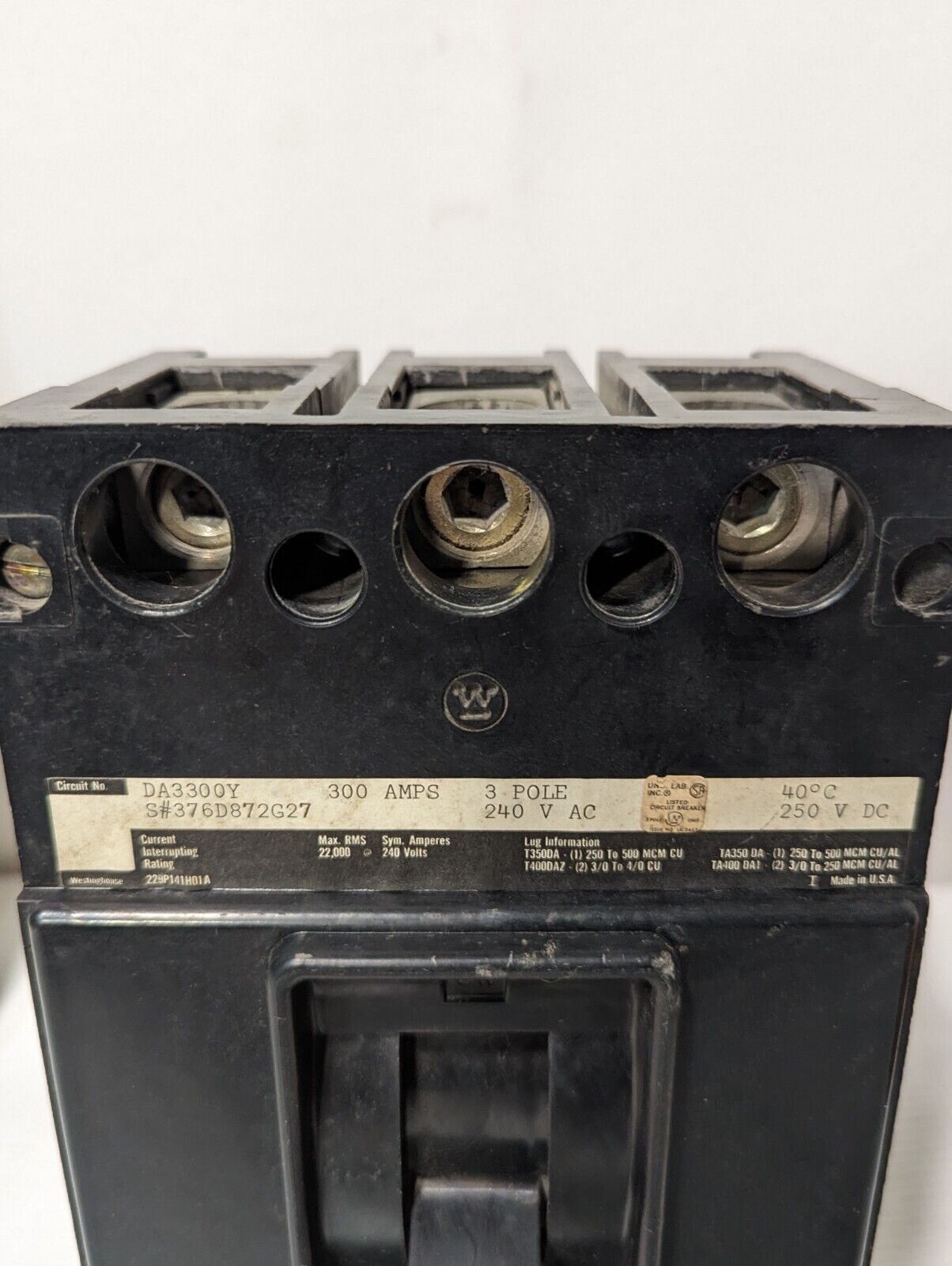 Westinghouse DA3300Y Circuit Breaker, 300A, 240VAC, 250VDC, 3-Pole