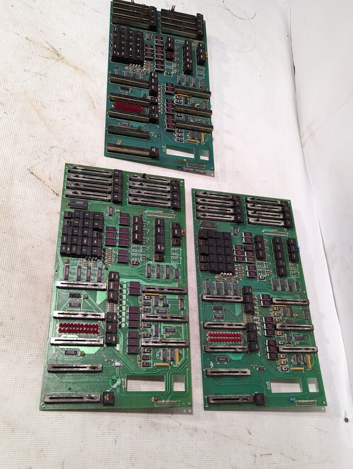 Unbranded MDL-2001-B01 Circuit Board as pictured - Free Shipping