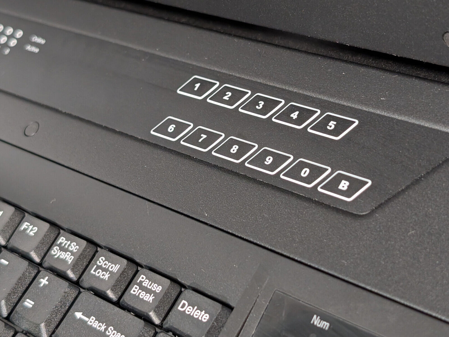 Acnodes MKD6117 Rack Mount Drawer, LCD Monitor, Full HD, KVM 8-Port Combo Switch