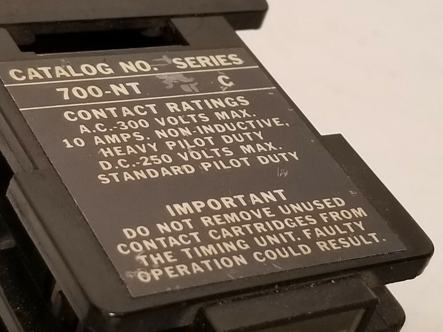 Allen Bradley 700-N200A1 Relay with 700-NT Timing Relay, 110/120VAC coil