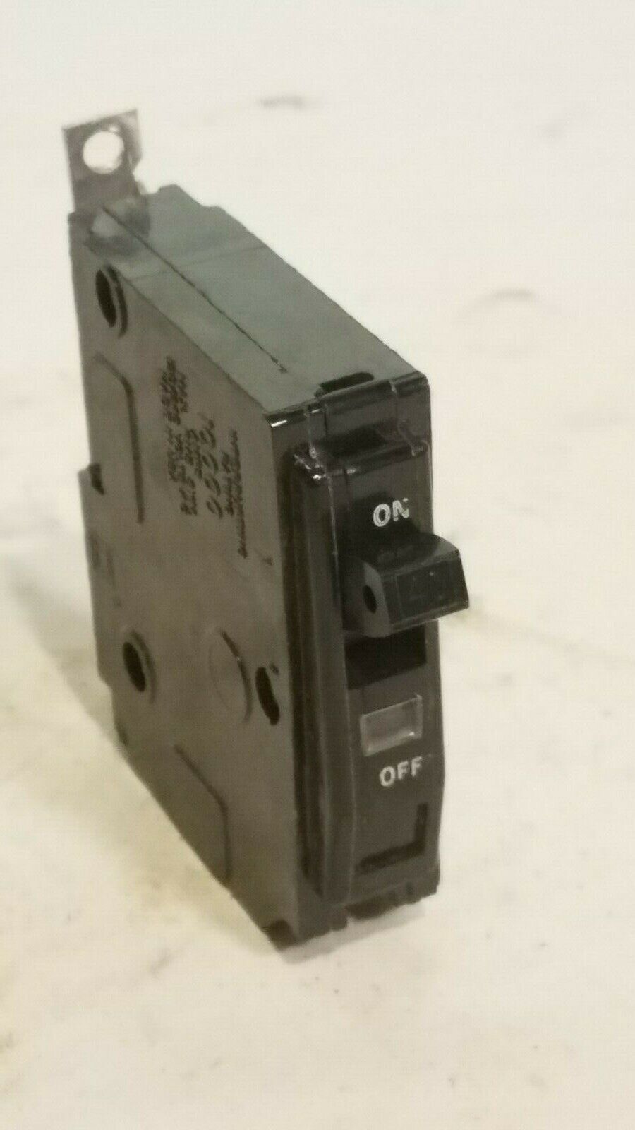 Square D QOB140, 120/240 VAC, 40 amps, 1 pole, bolt-on circuit breaker