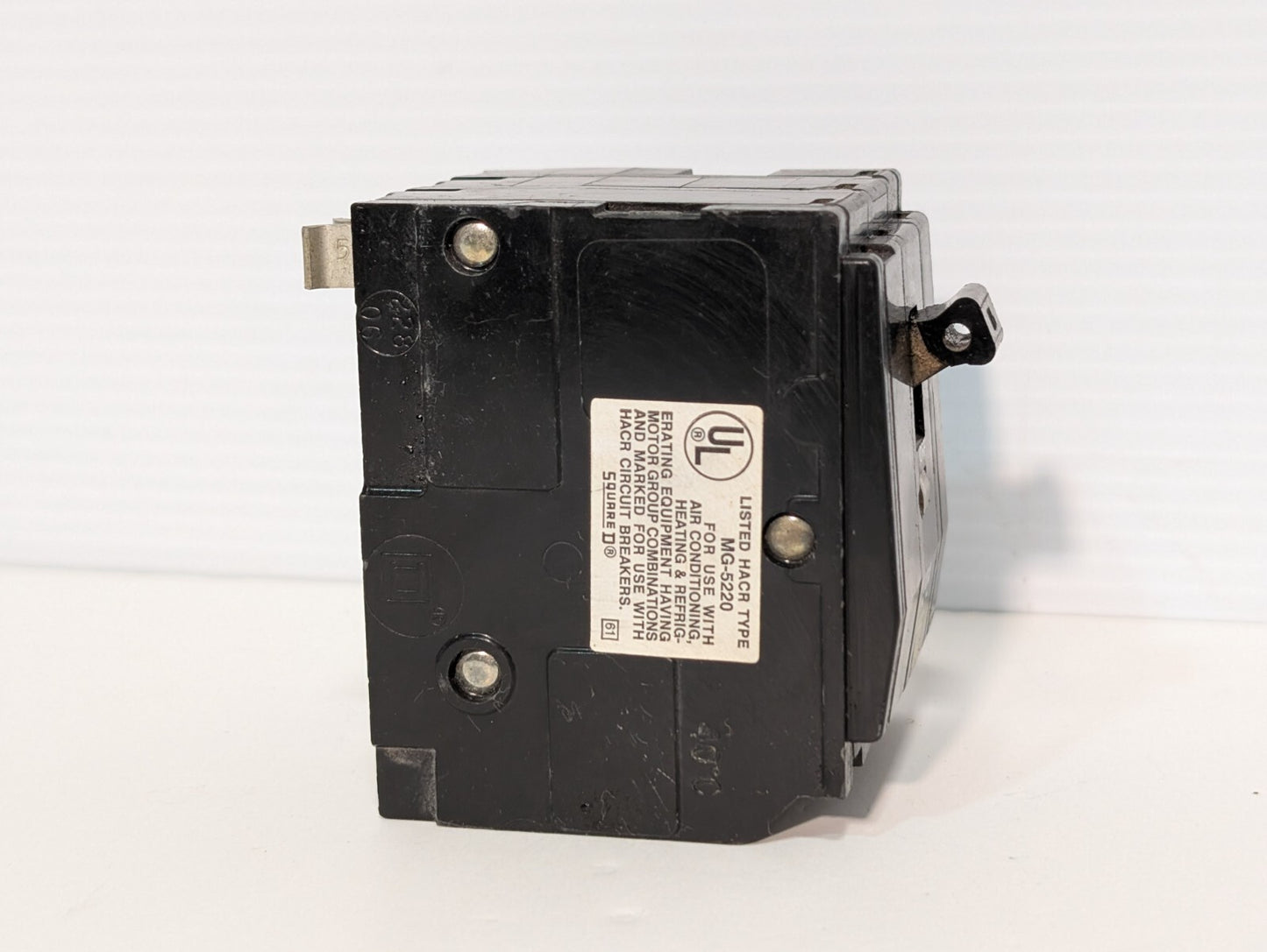 Square D QO315 Molded Case Circuit Breaker, 15A, 240V, 3-Pole, 3-Phase, Plug-In