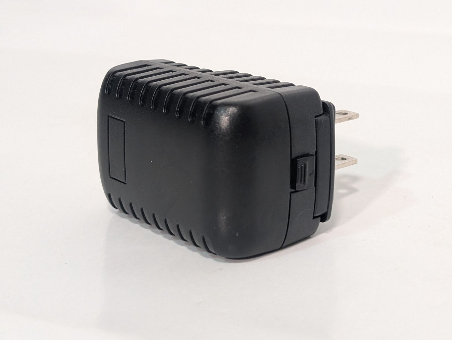 Starwell SK02G-050200Z AC/DC Medical Adapter, Input 100~240vac, Output 5vdc