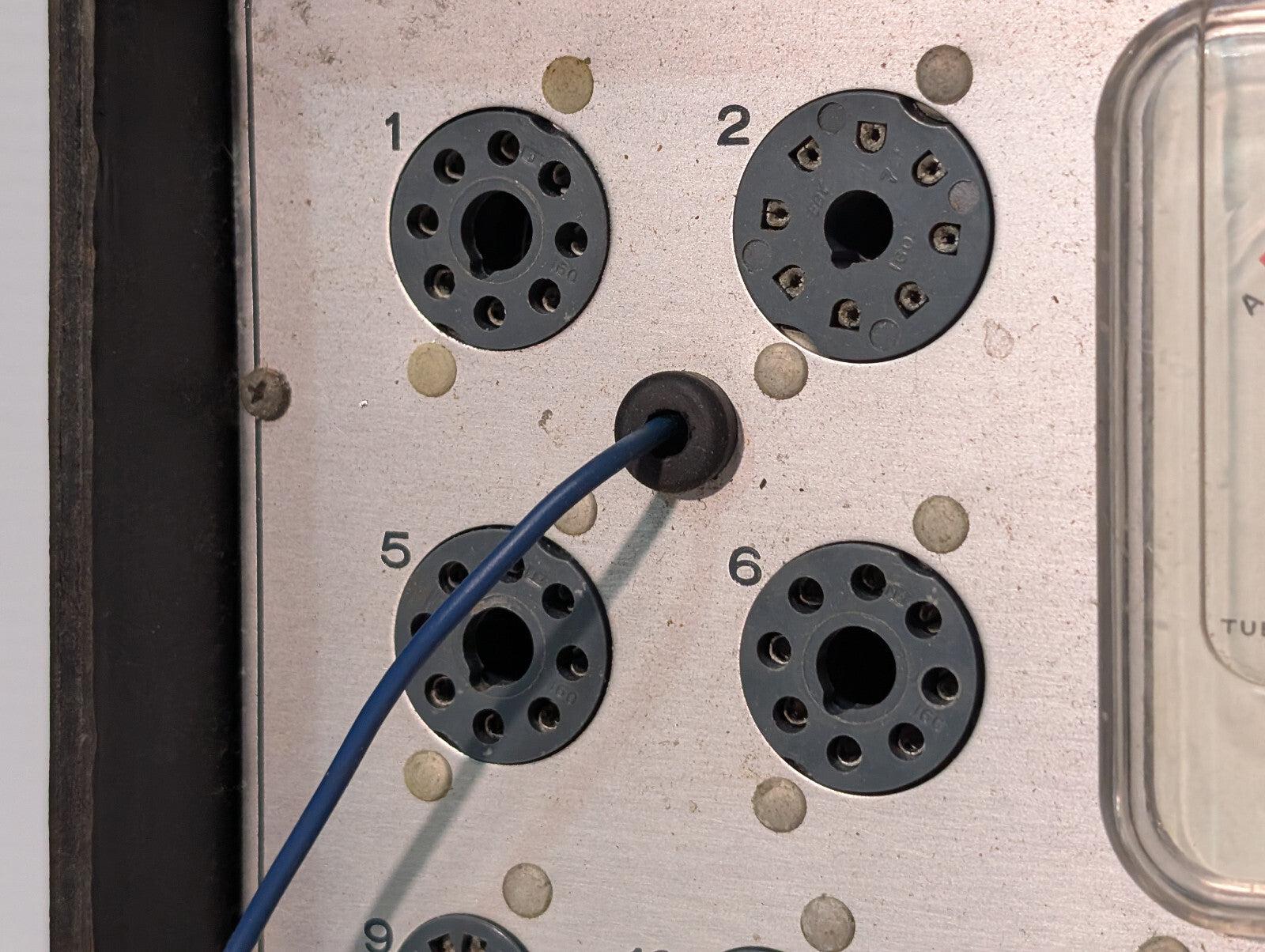 Superior Instruments Co. Model 82A Vintage Rapid Tube Tester, Case, Manuals