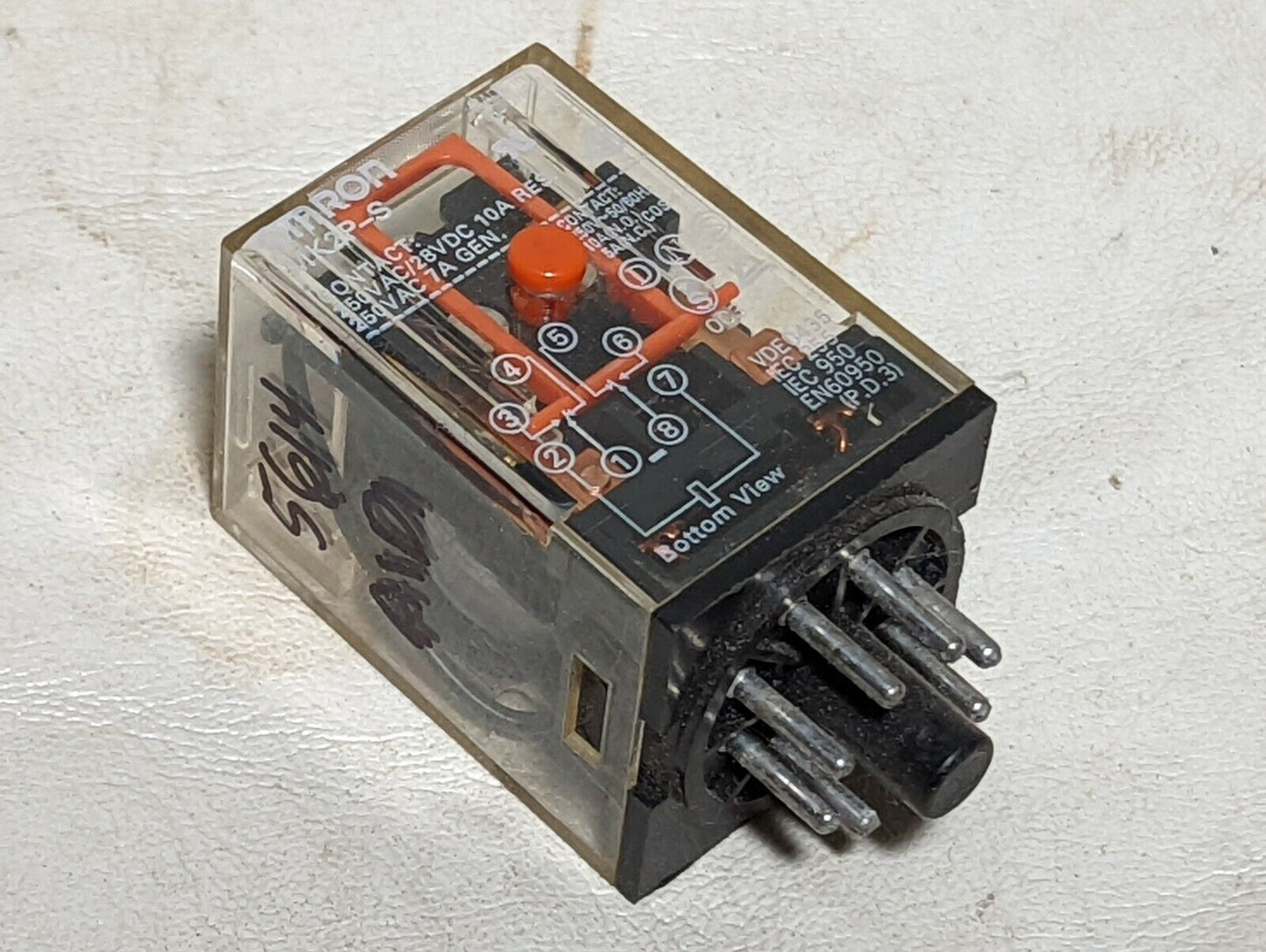 Omron MK2P-S relay, contact: 240VAC/38VDC 10A res., 250VAC 7A gen.