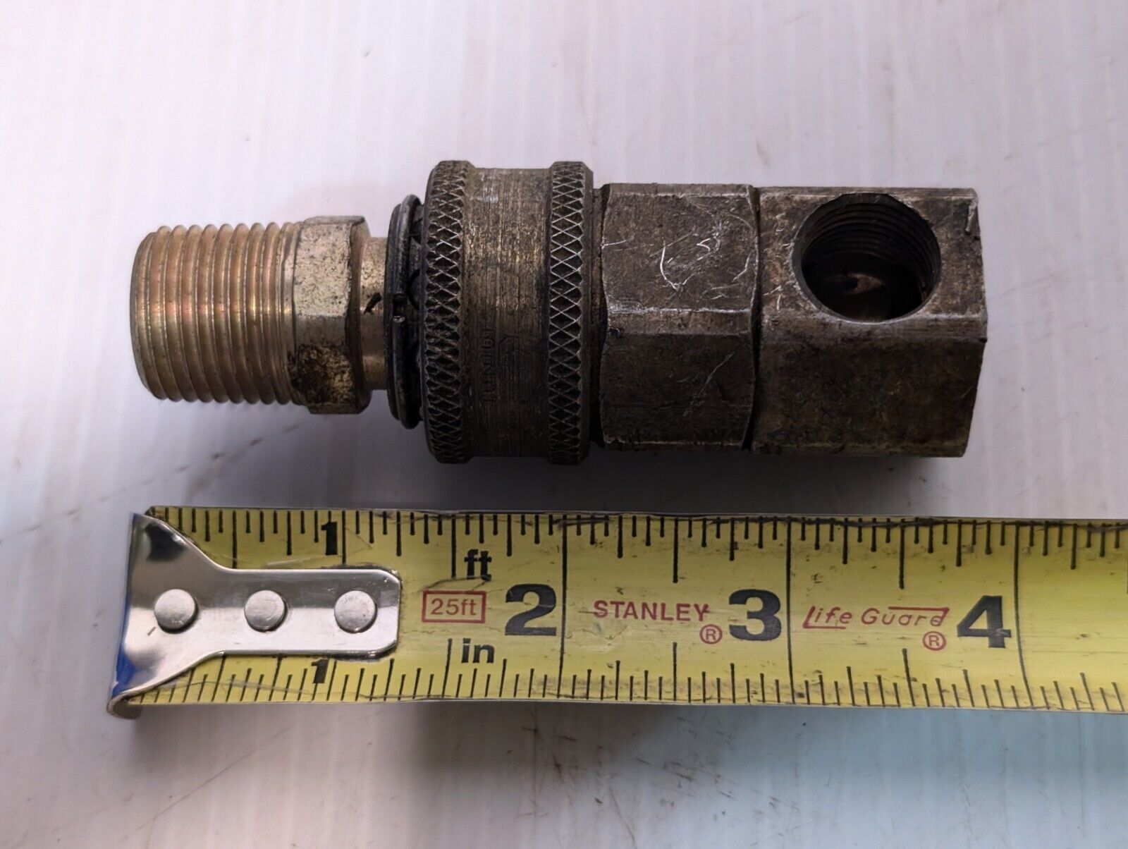 Snap-Tite VHC-8 Female Quick Coupler with Male Connector - Free Shipping