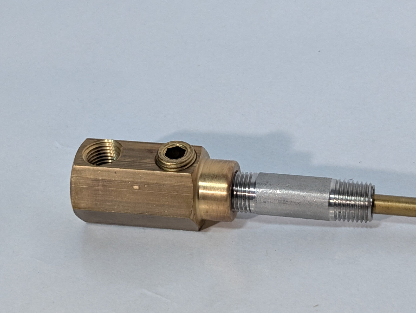141N-4 Nipple Type Cascade Assembly 1/4", Brass, Stainless, Cooling