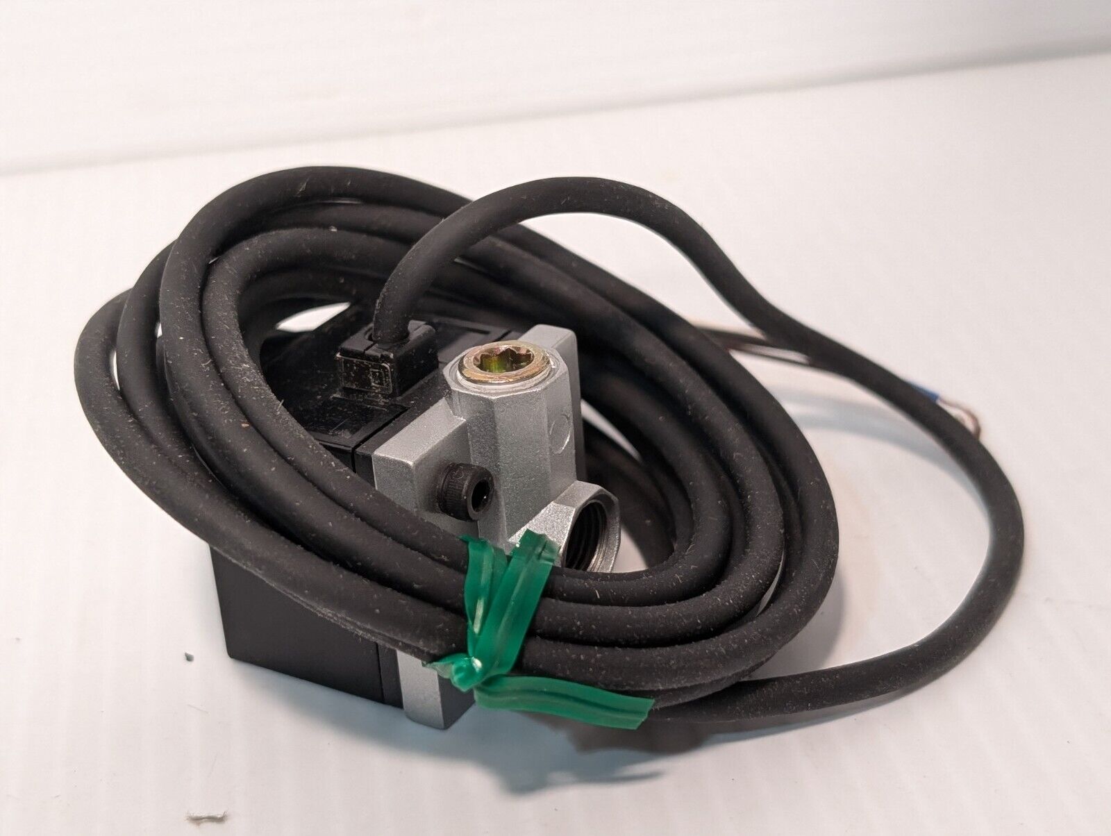 SunX DP-20 Digital Pressure Sensor, -100kPa, LED display-Free Shipping + Returns