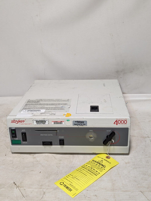 Stryker 220-170-000 Quantum 4000 endoscopy light source