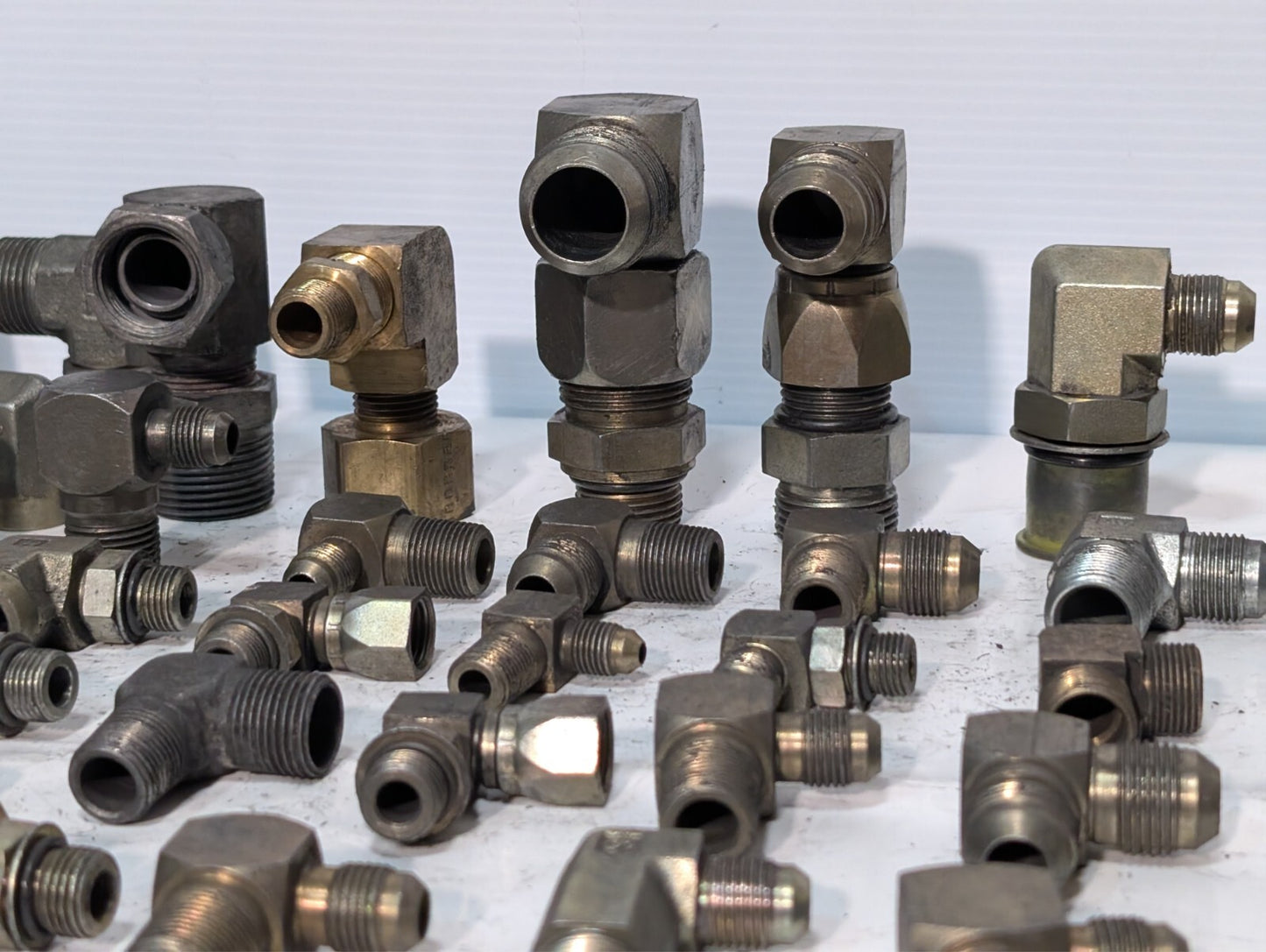 (225) Assorted 90 Degree Elbow Fitting and Adapters Male Female