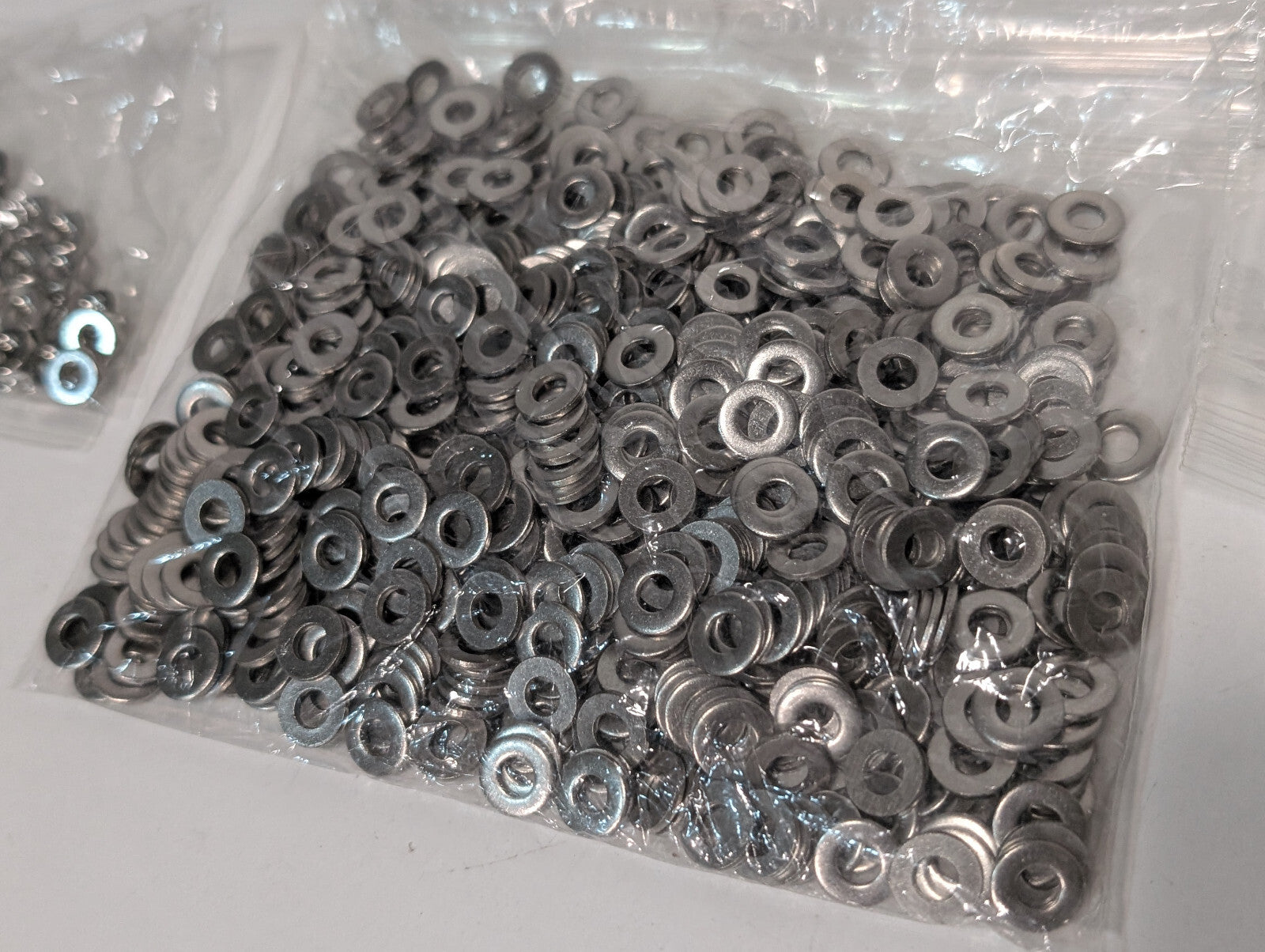 1000+: Asstd Findings, Insulators, Washers, Bushings, Spacers, Industrial, Craft