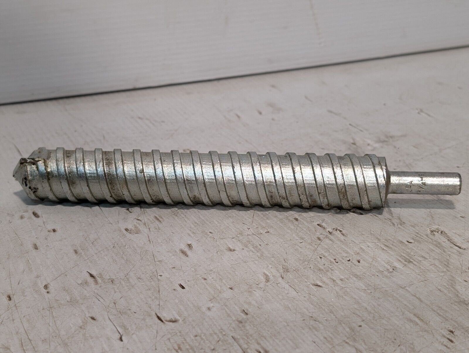 Steel Masonry Bit Hi-Helix 1 1/4" x 10" With Round Shank - Free Shipping