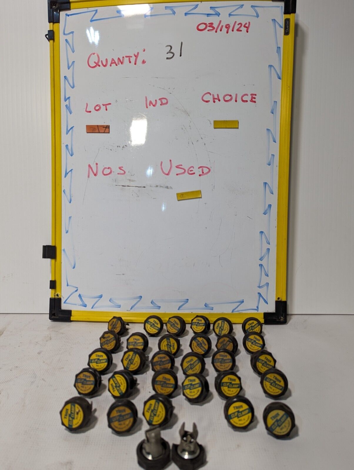 Lot of 31 Buss Tron Clip-Clamp fuses Nos. 4 and 5 - Free Shipping