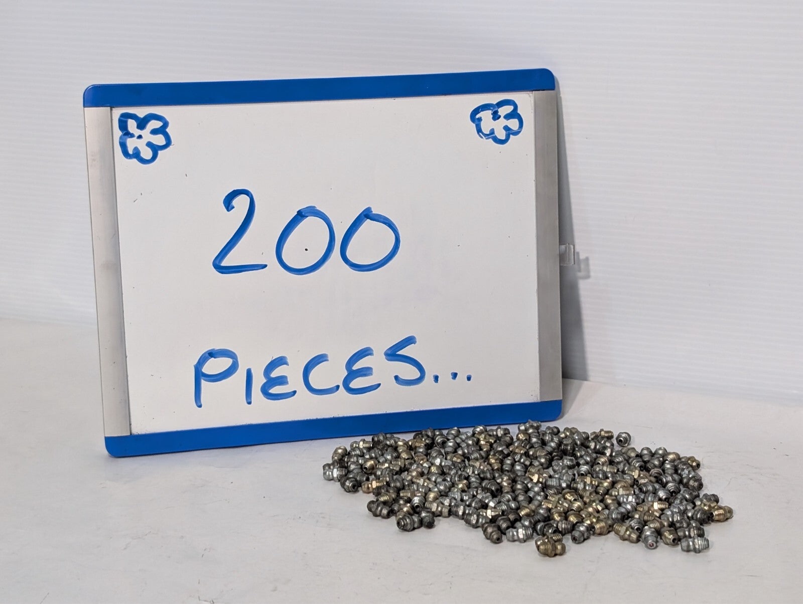 (200) 1/8 Pipe 45 Deg Grease Fittings, Malleable Iron and Brass