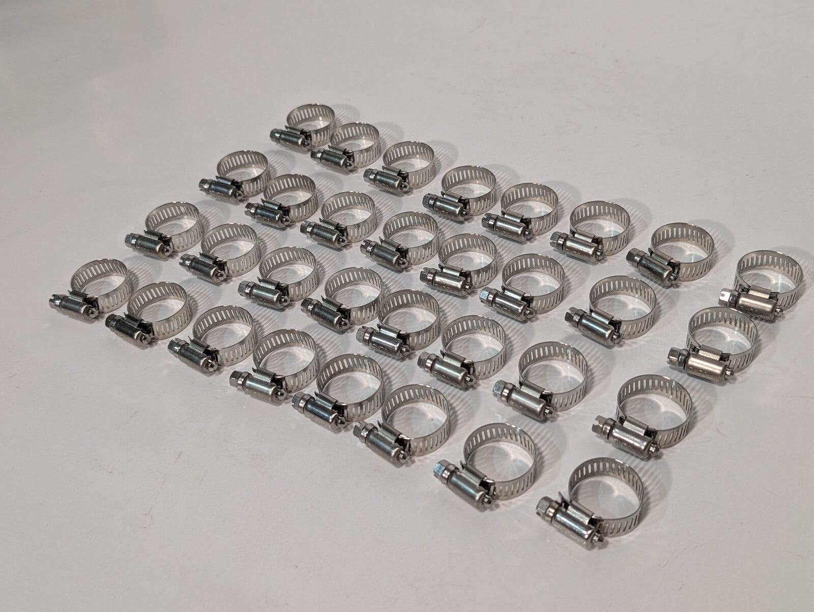 (185) No. 10 Stainless Steel Worm Drive Hose Clamp, 27-14mm, 1-1/16 to 9/16 in