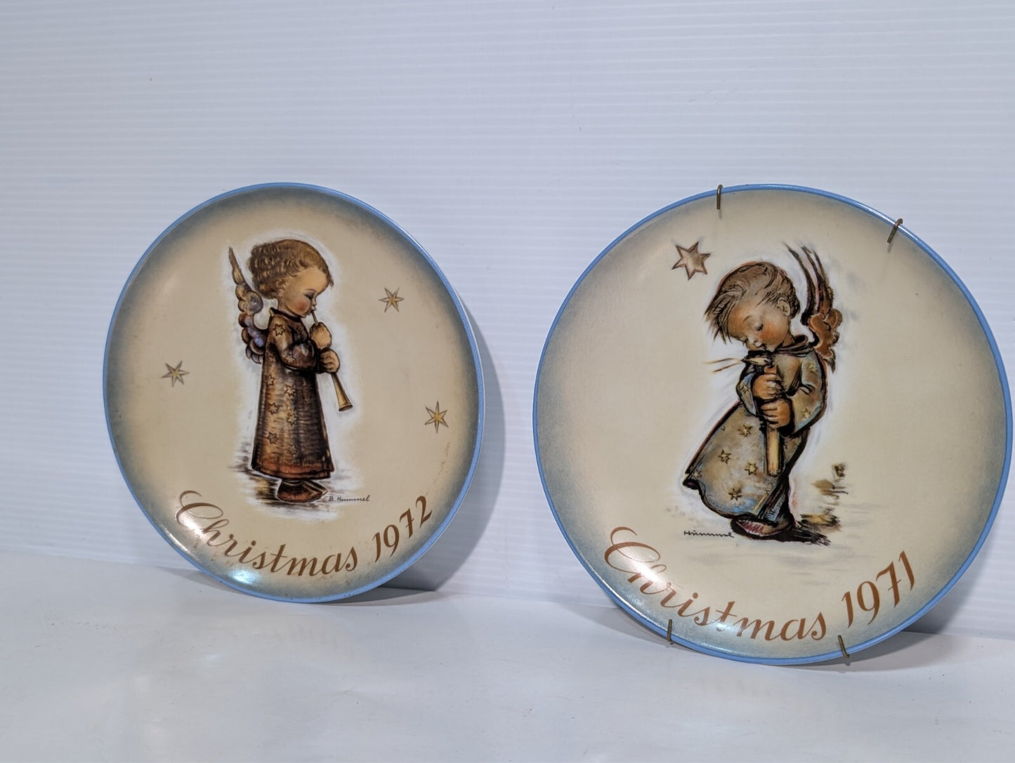 (2) Bertha Hummel Christmas Plate 1971 1972 Heavenly Angel Children