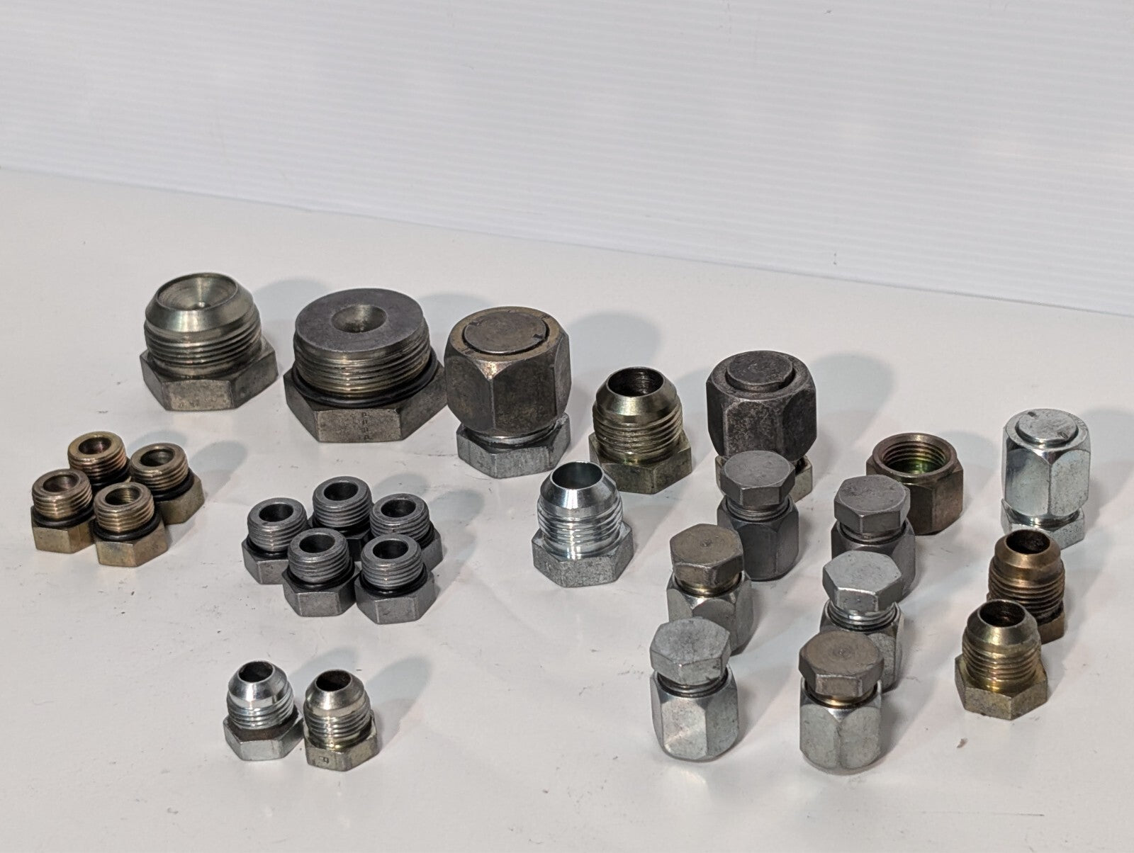 (27) High Pressure Compression Tube Fitting Adaptors Hex Head and Assorted Other