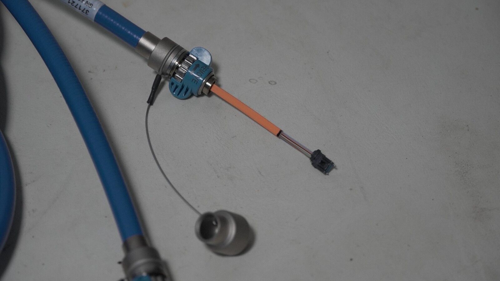 Intuitive 371721-03 fiber optic cable