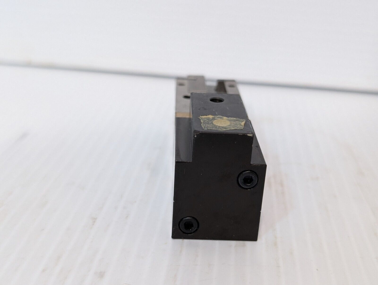 5-723-00047-1 Finger Parallel Gripper or Linear Bearing Actuator Slide