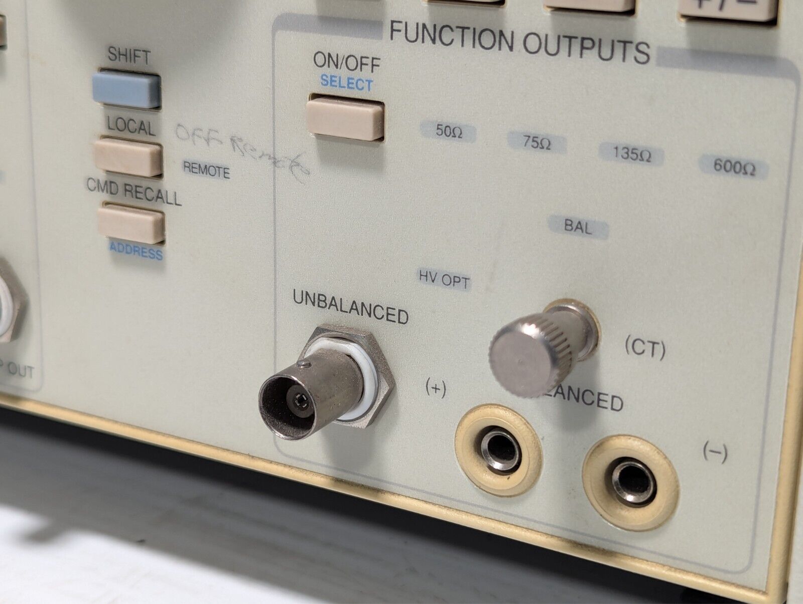 Wavetek 90 20-MHz synthesized function generator with manual as pictured