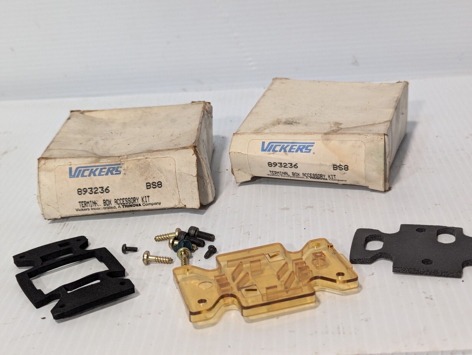 Vickers 893236 terminal box accessory kit - Free Shipping