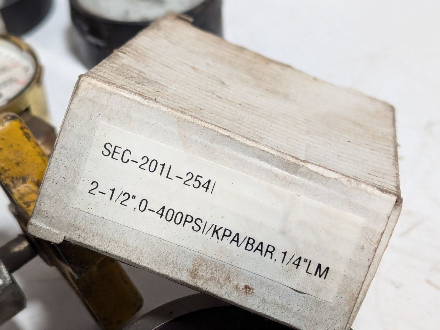 (15) Pressure Gauges and Compression Testers Incl. SEC-201L-254 BC Ames 303