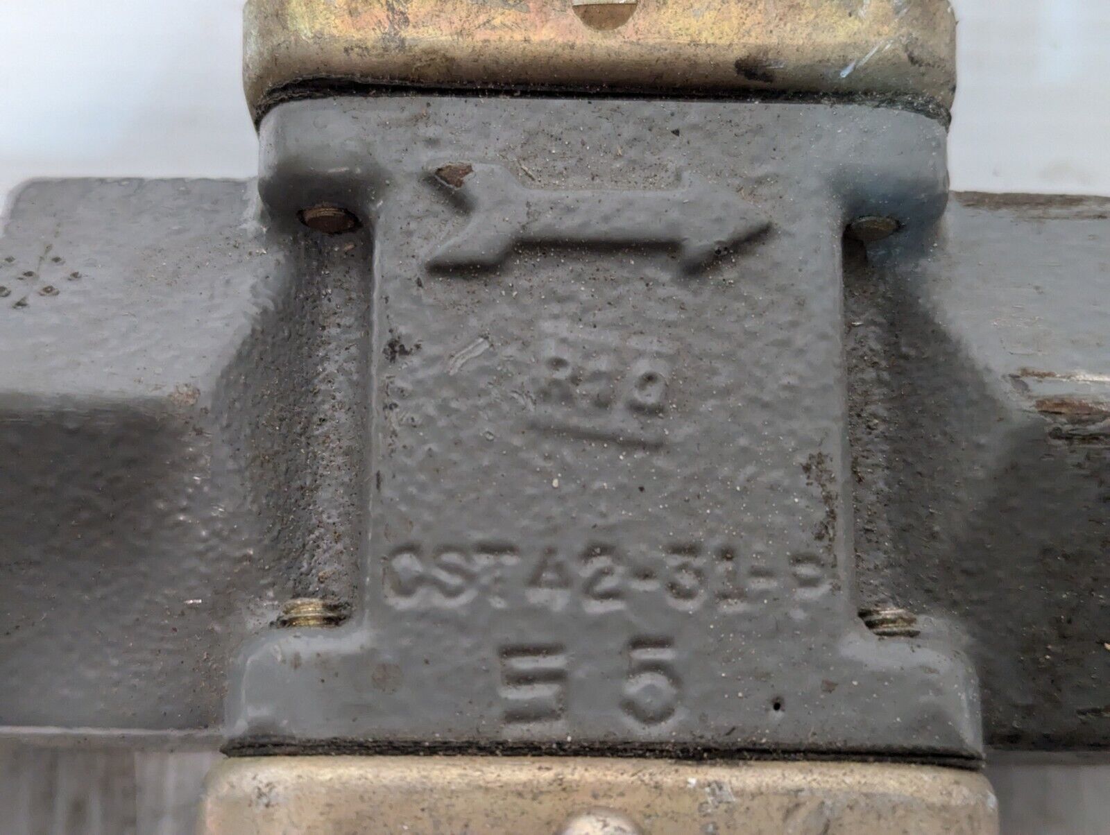 Johnson Controls Water Valve W/Attachment - Free Shipping+Returns