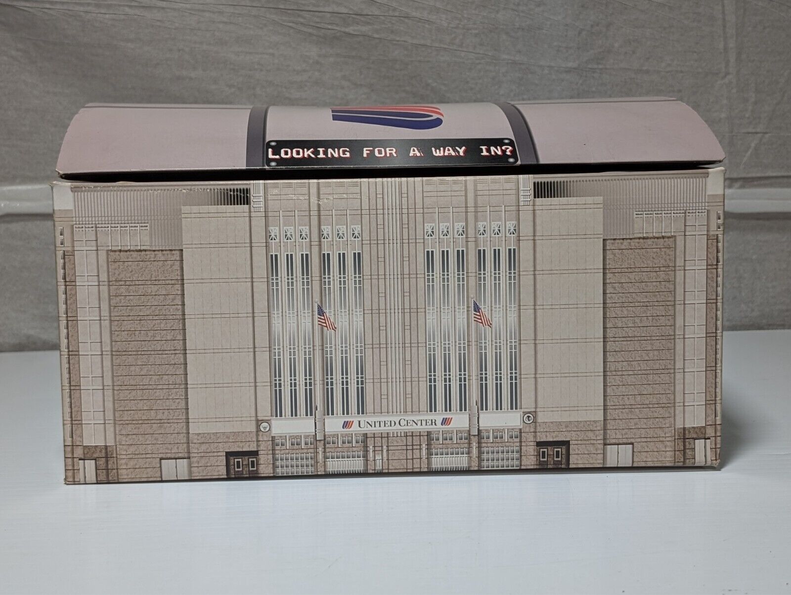 United Center Replica Stadium Chicago Bulls Blackhawks DNC Fold-Out