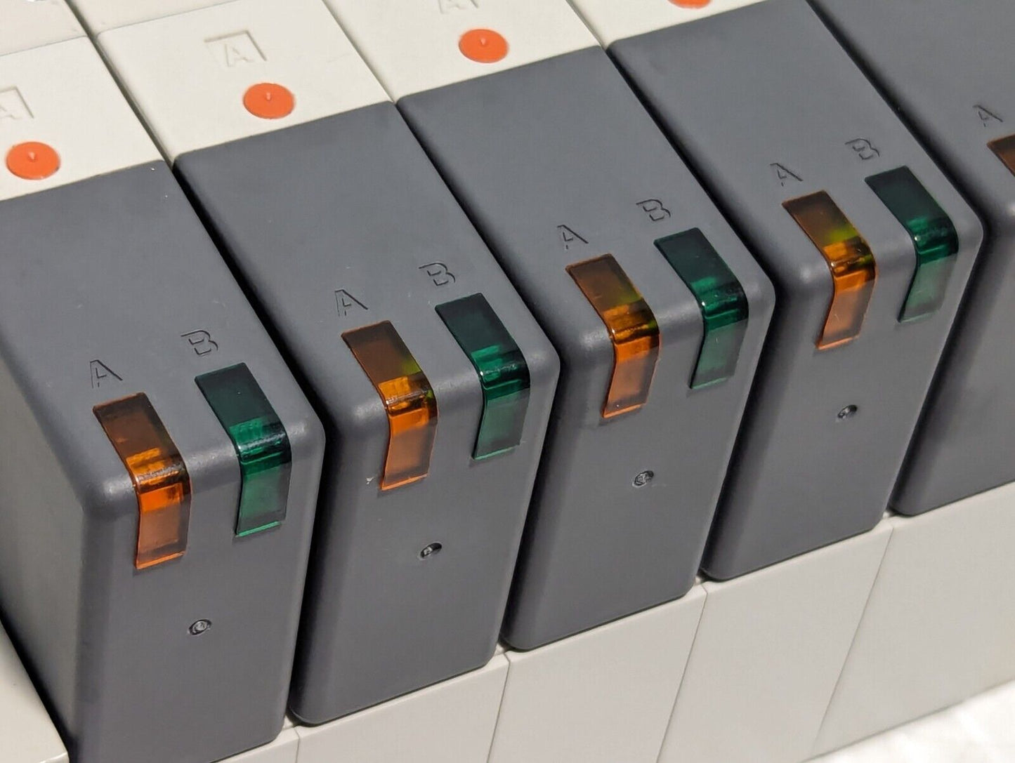 SMC VV5Q41-05-DAM01160 Manifold Assembly with  5 Solenoid Valves - Free Shipping