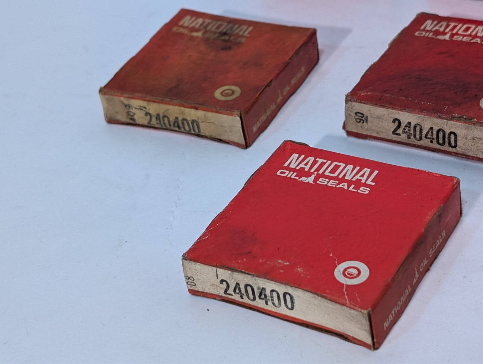 (1) National Oil Seals 240400 Oil Seal by Federal Mogul