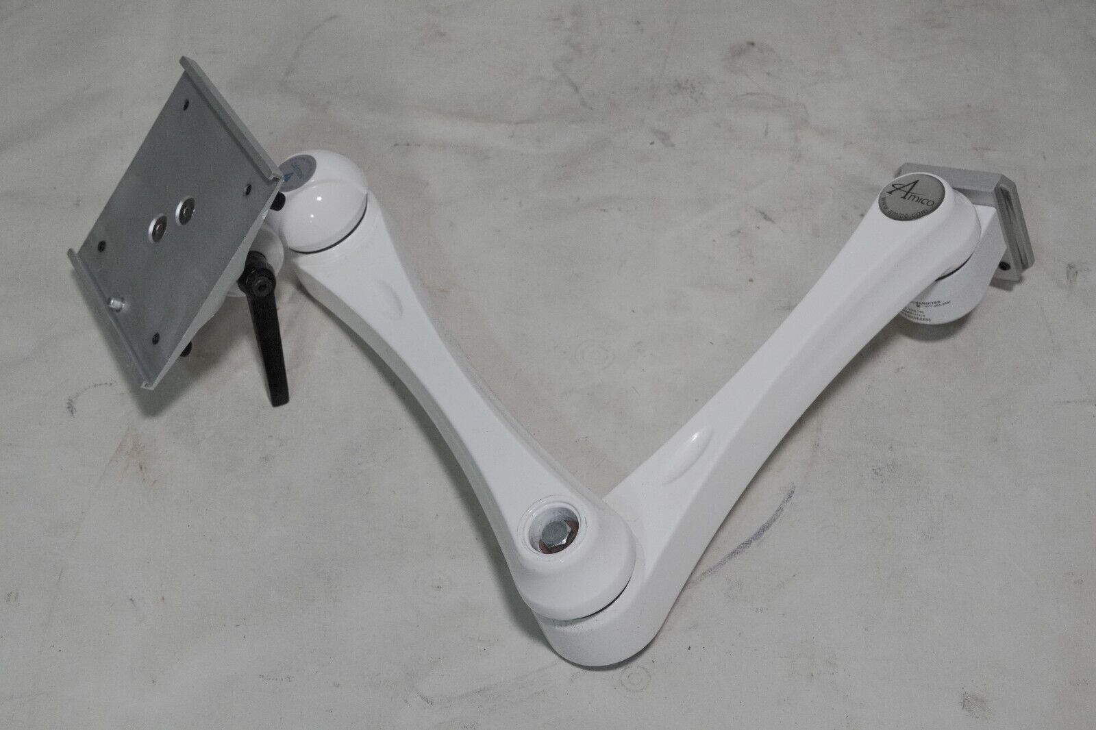 Amico SSM-150 side to side monitor arm